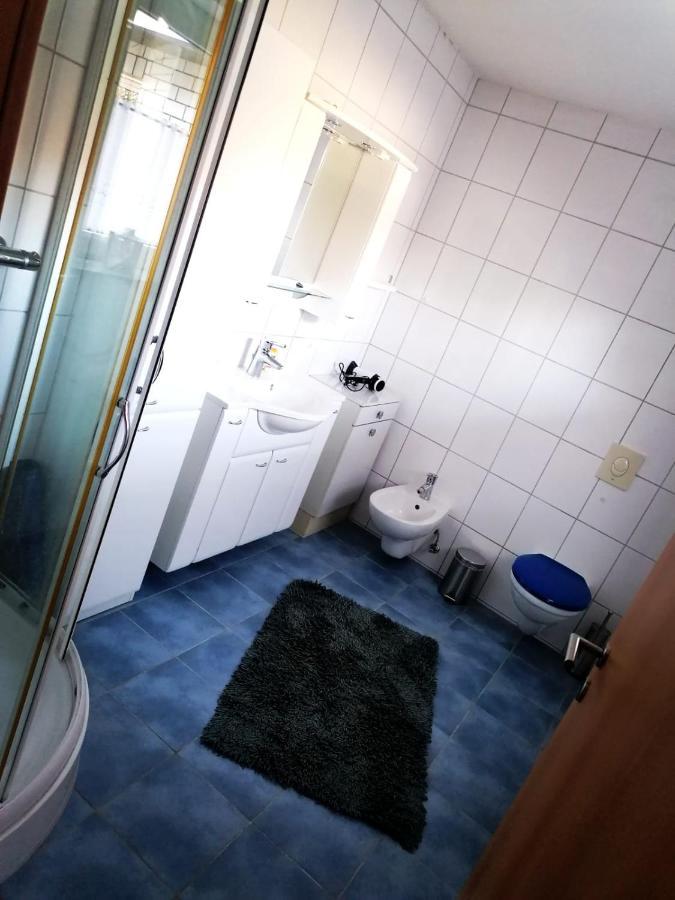 Ferienwohnung Mit Terrasse Fuer Bis Zu 4 Personen Balve Buitenkant foto